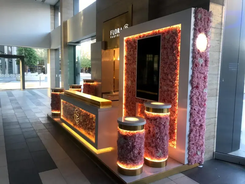Flora Parfum booth — installed